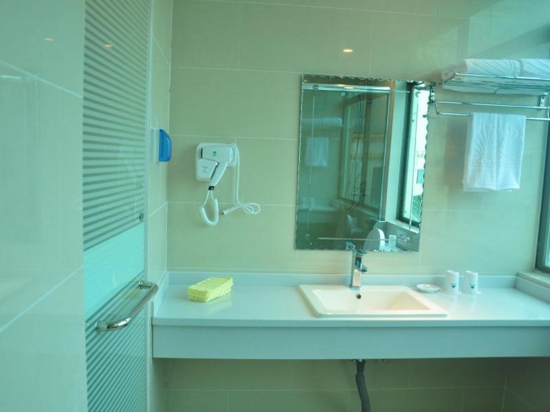 Greentree Alliance Sanya Jiyang District Yalongwan Road Hotel المظهر الخارجي الصورة